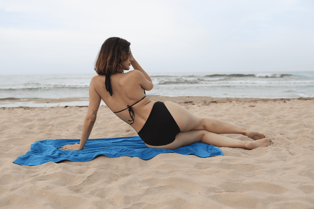 Bañándote en la piscina con la regla: La libertad de las Bikinis Menstruales