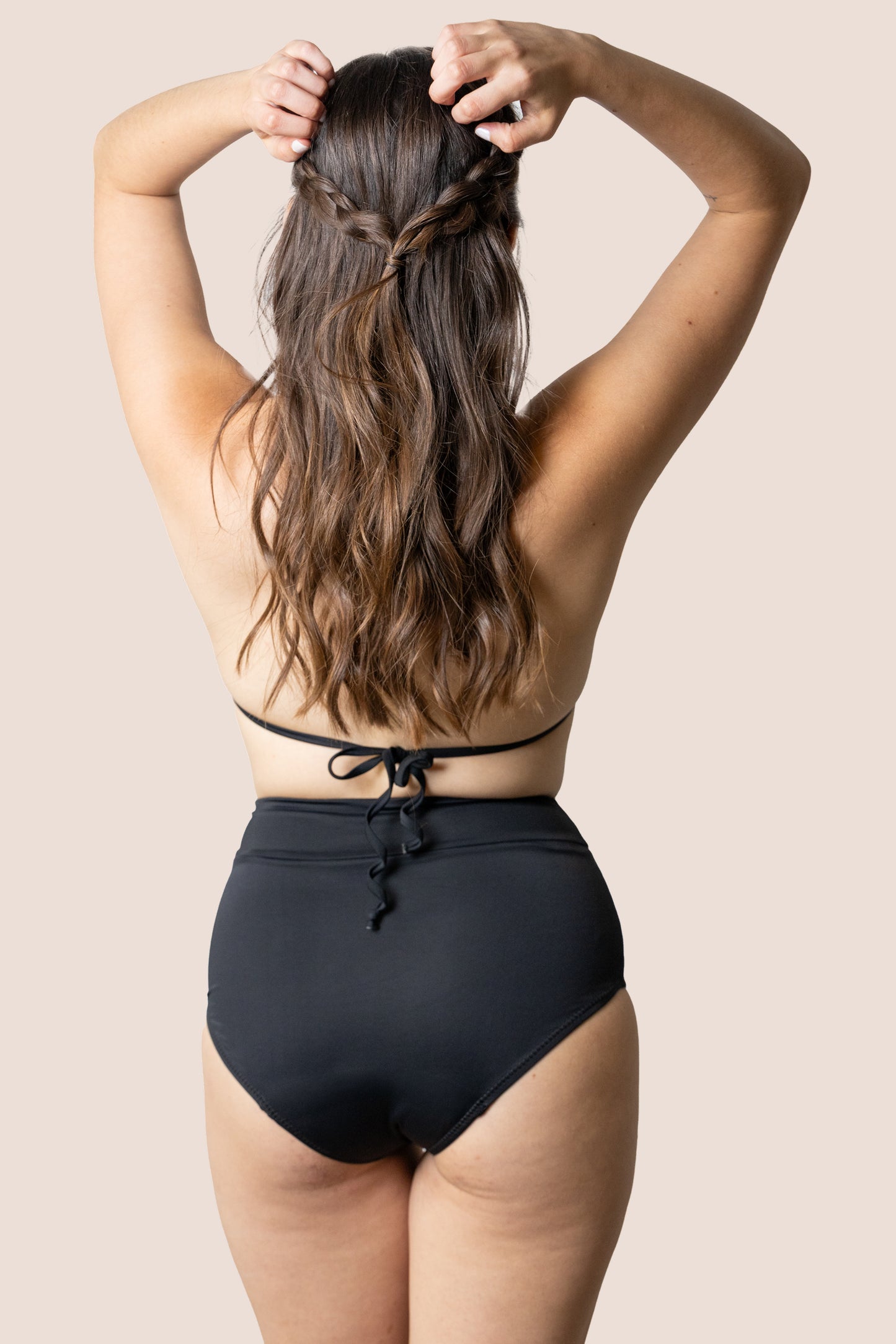 BIKINI TIRO ALTO NEGRO NINA DETRAS GENERAL