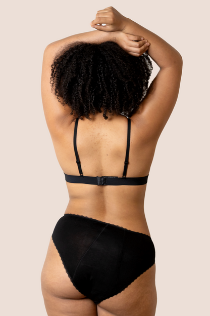 BRAGA CON TRANSPARENCIA NEGRA DETRAS GENERAL