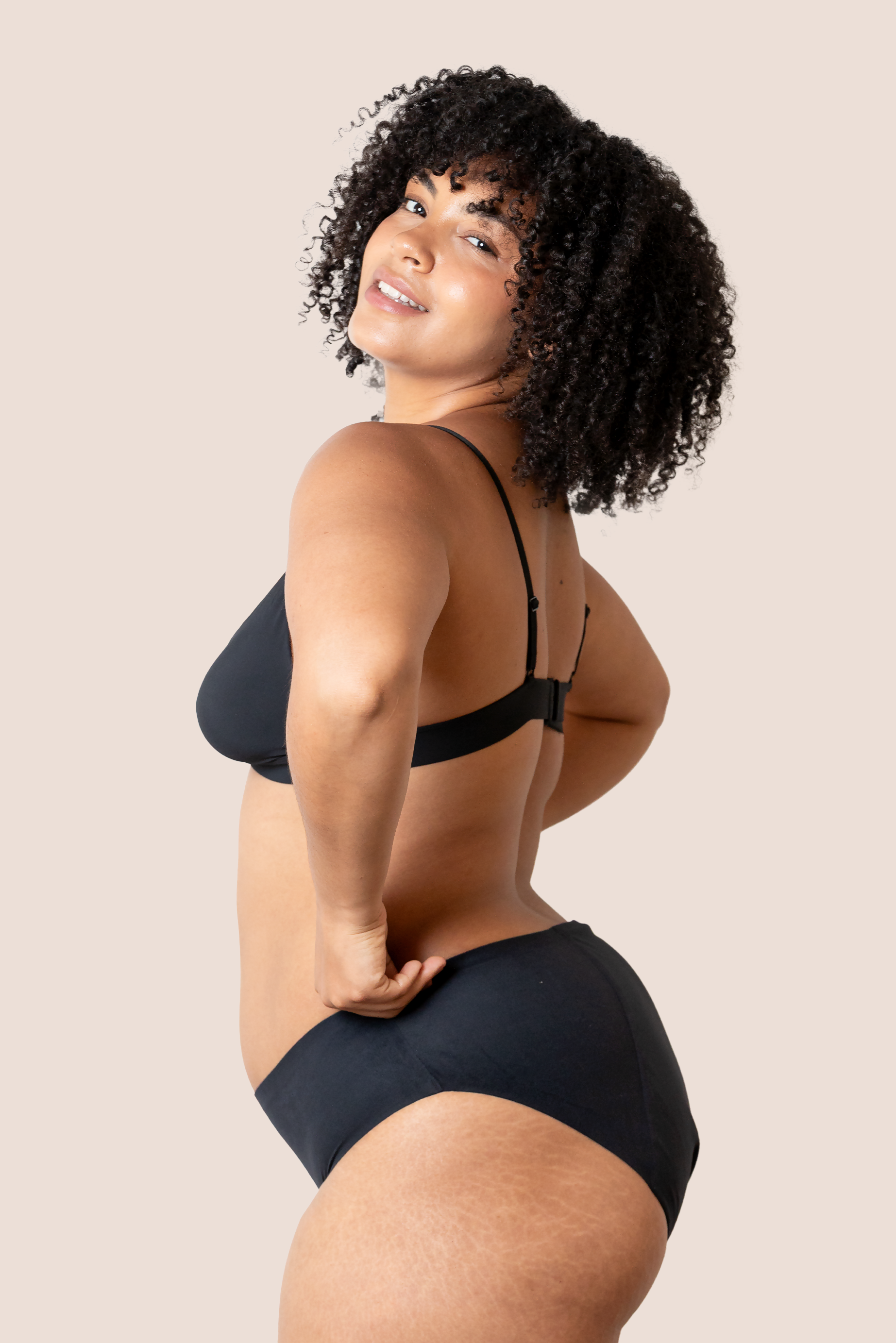 BRAGA INCONTINENCIA NEGRA LADO GENERAL