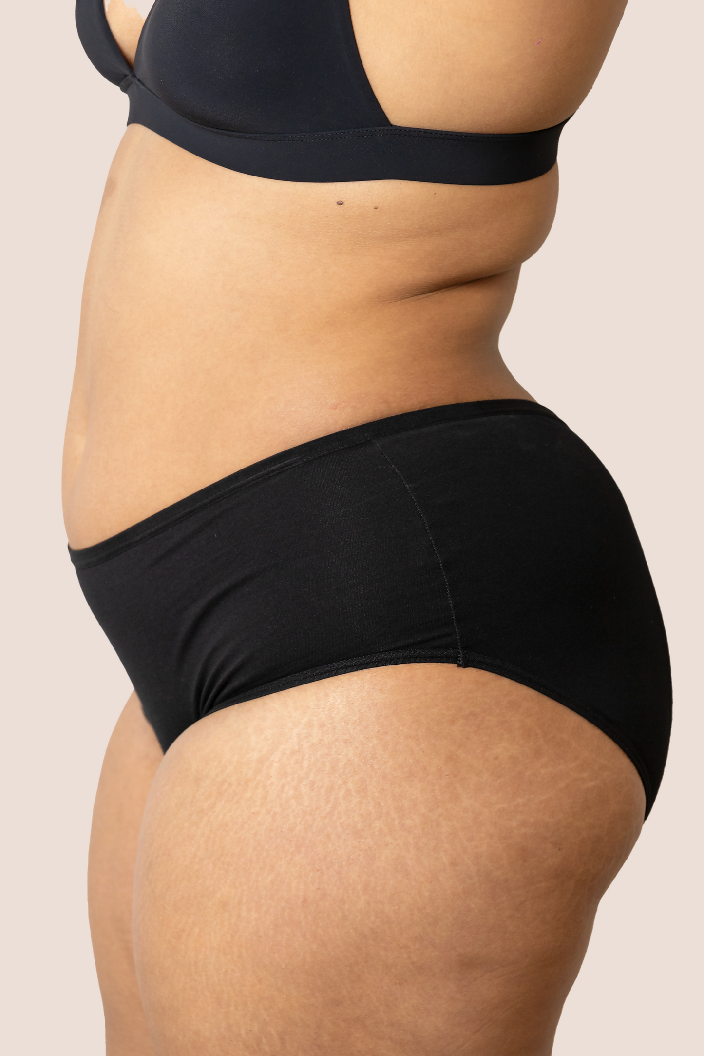 BRAGA POSTPARTO TIRO ALTO CLOSE UP GENERAL